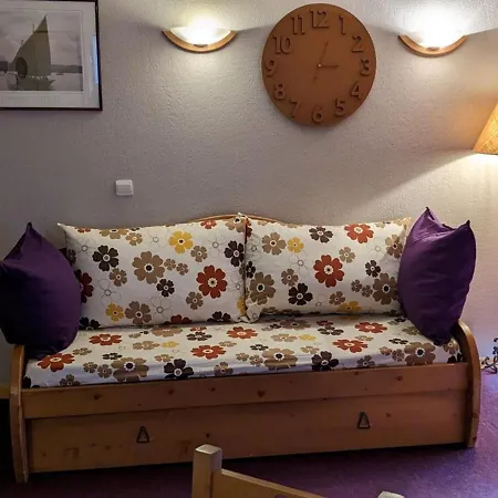 2 Pieces Avec Balcon, Parking, Proche Des Pistes Et Commerces A - Fr-1-262-181 *